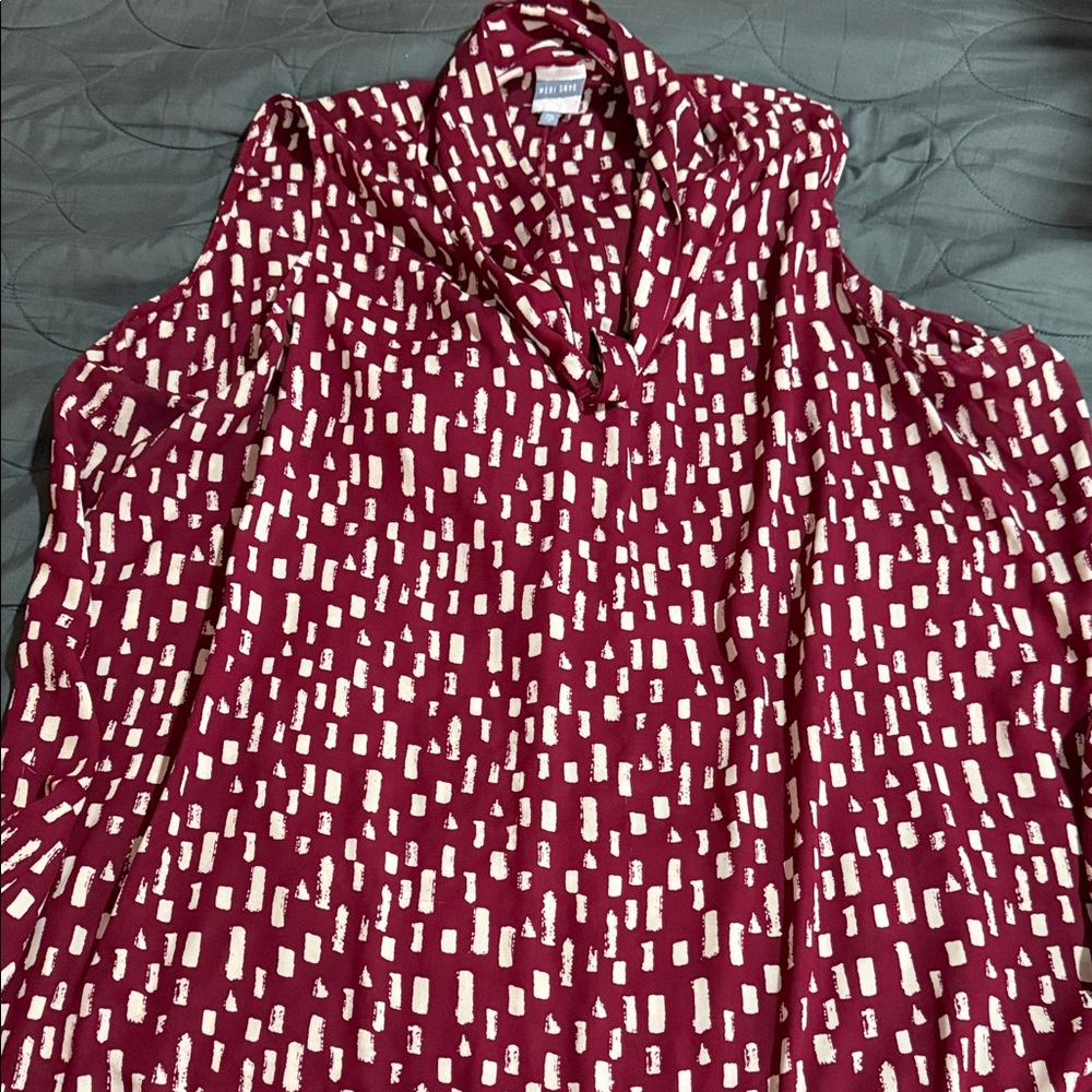 Stylish Maroon and White Patterned Blouse